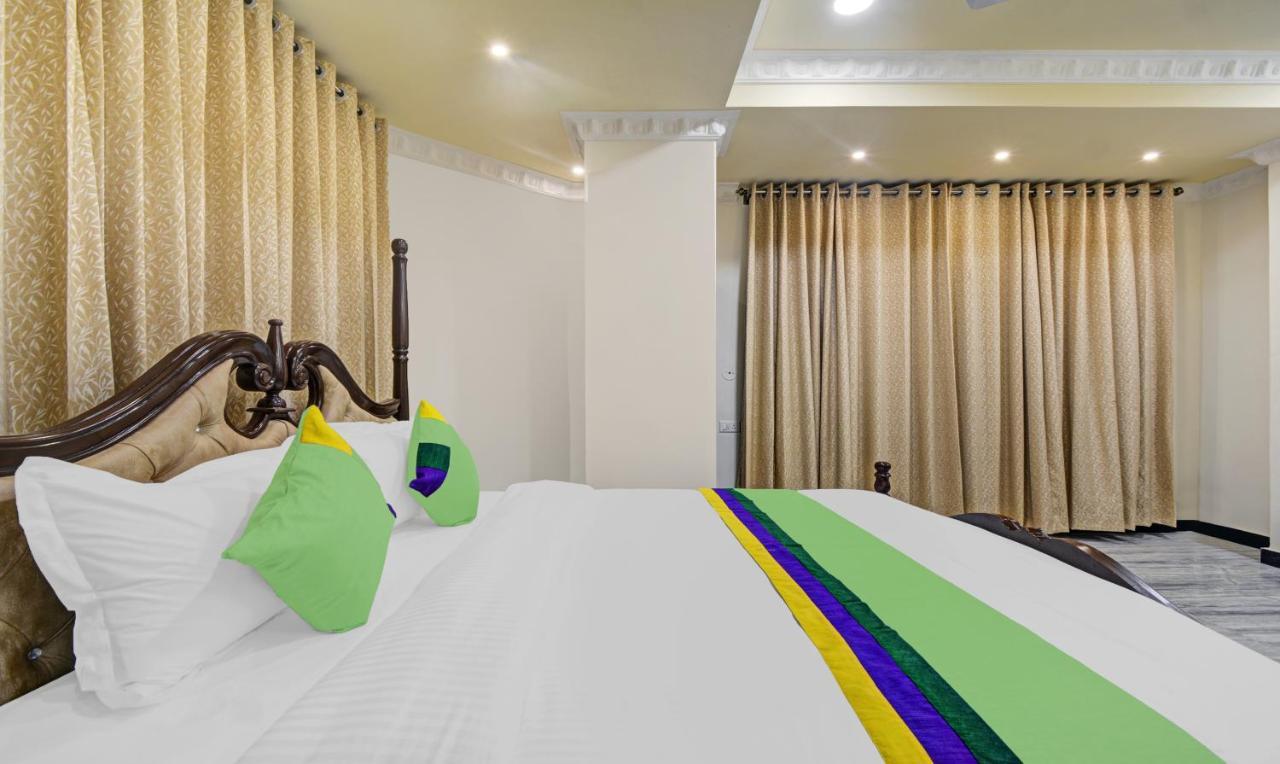 Hotel Treebo Jheel Mahal Udaipur Esterno foto