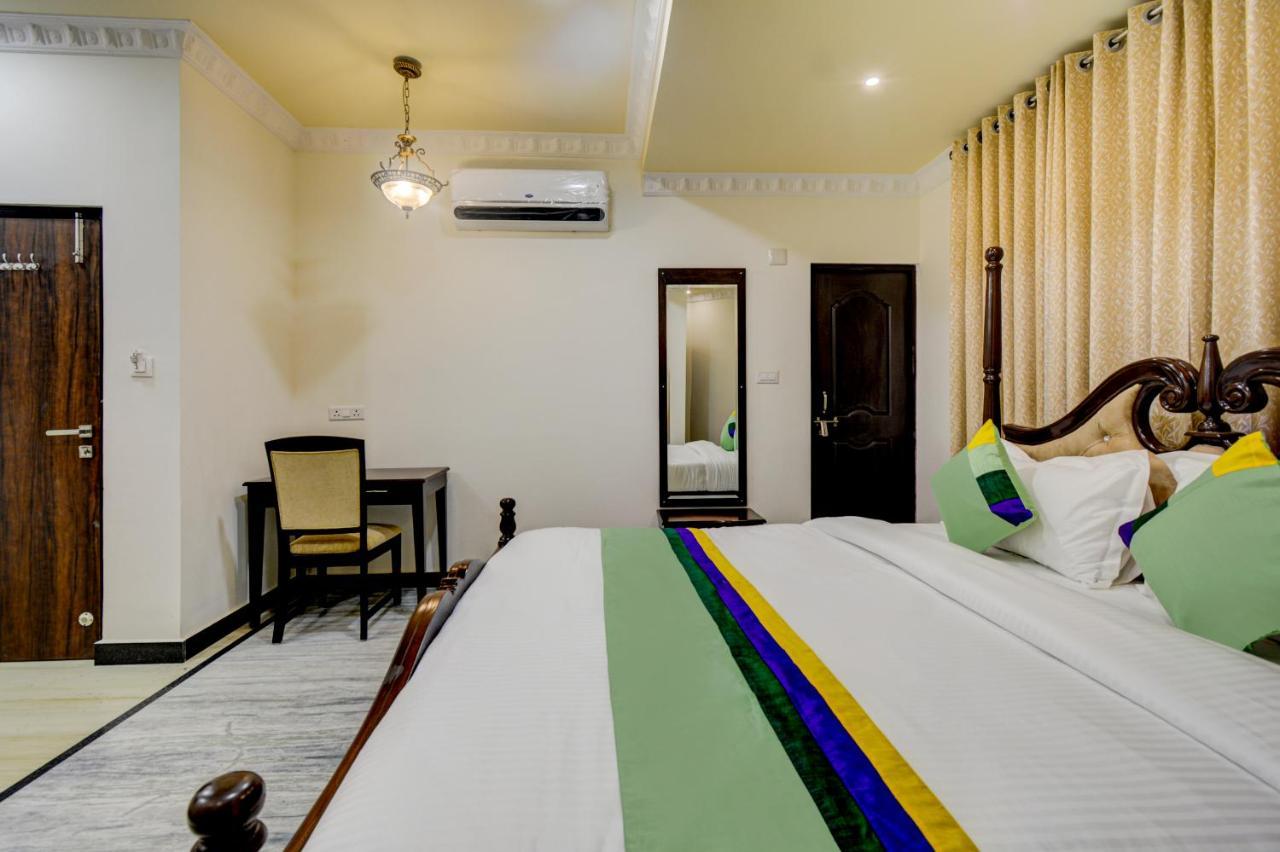 Hotel Treebo Jheel Mahal Udaipur Esterno foto
